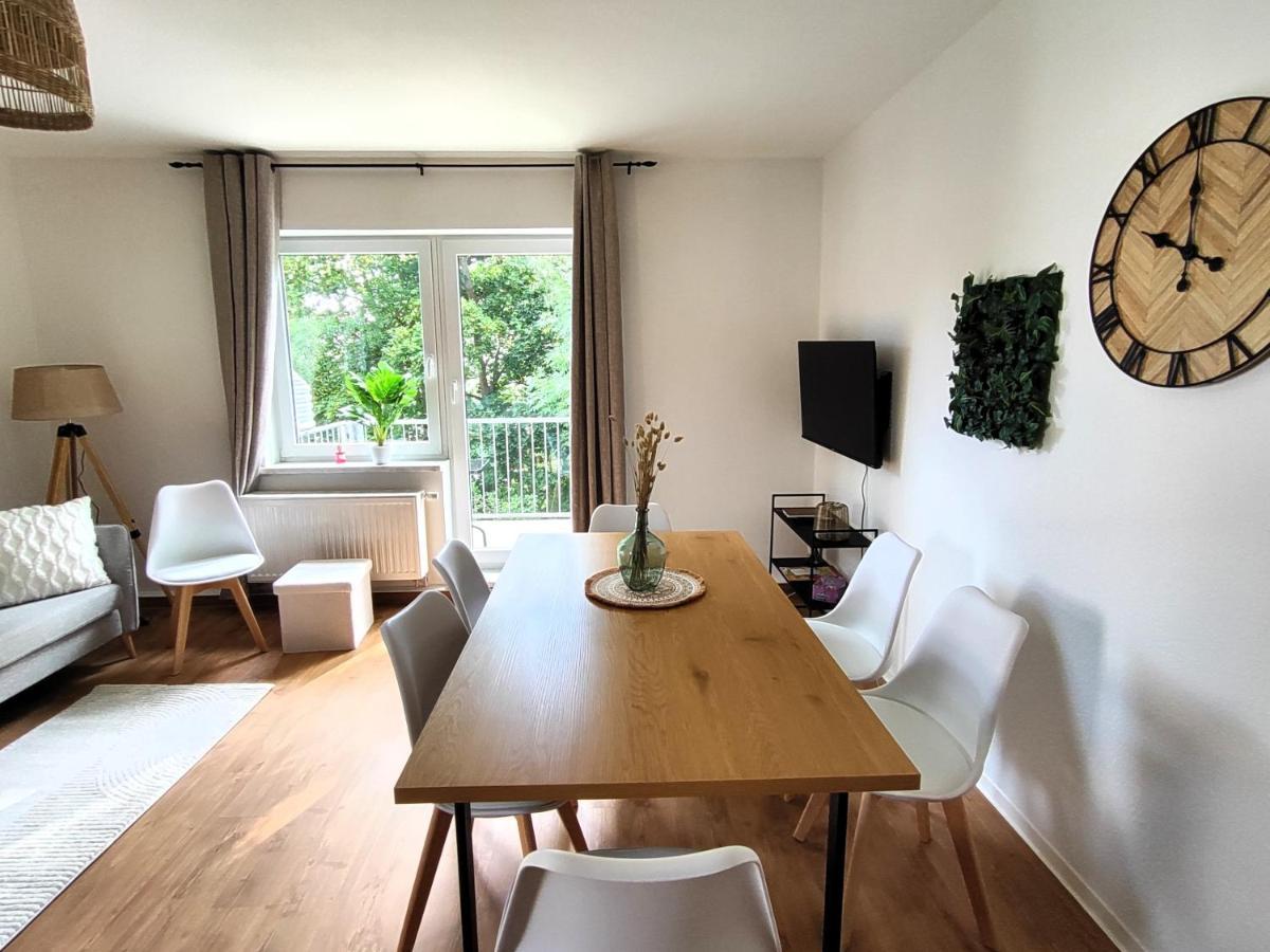 Bohnapartments Bechstein - Sehr Ruhig - 3 Schlafzimmer - Balkon - Gratis Stellplaetze- Wlan - Vollausstattung Neudietendorf Exterior foto